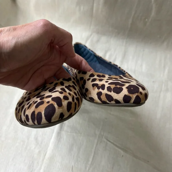 Dr Scholl’s Aston Leopard Flats - Picture 6 of 8